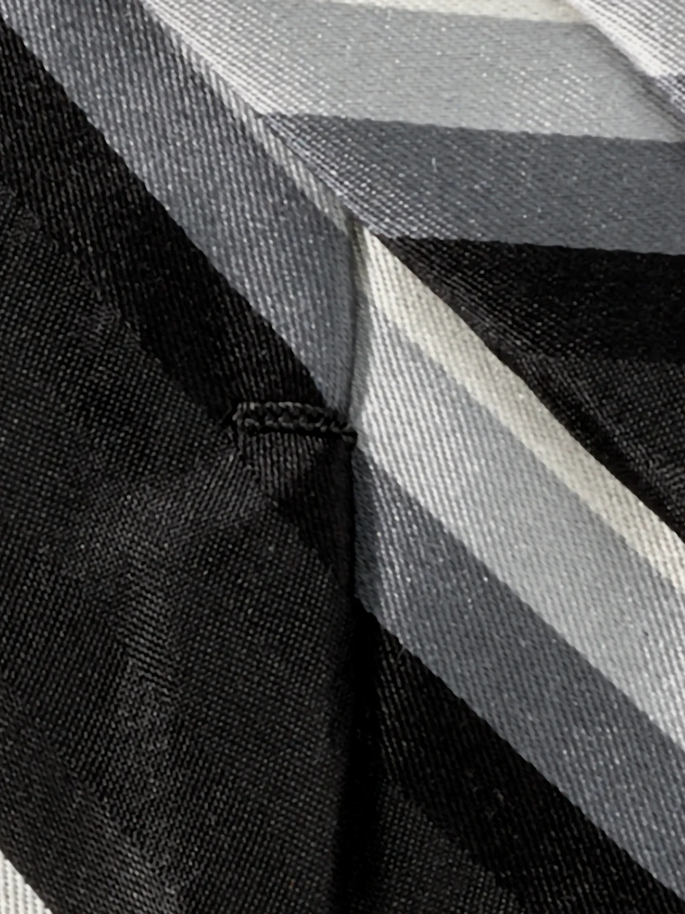 Stripe Woven Silk Tie - Black/white - Image 4